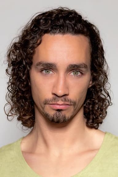 Robert Sheehan profile photo