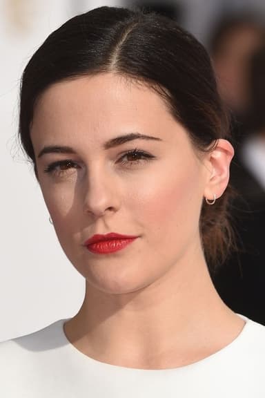 Phoebe Fox profile photo