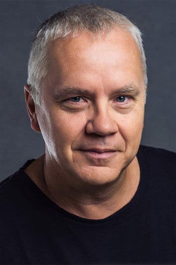 Tim Robbins profile photo