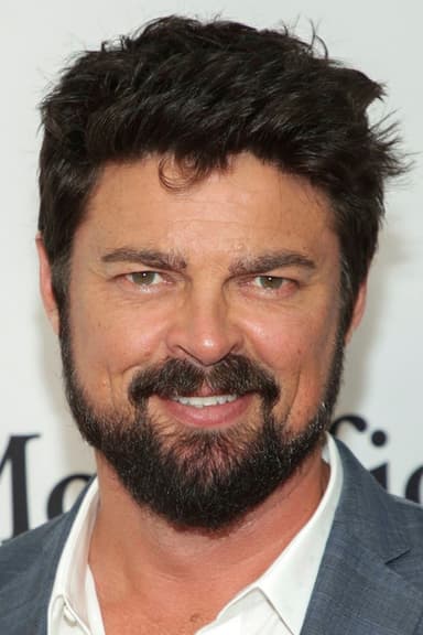 Karl Urban profile photo
