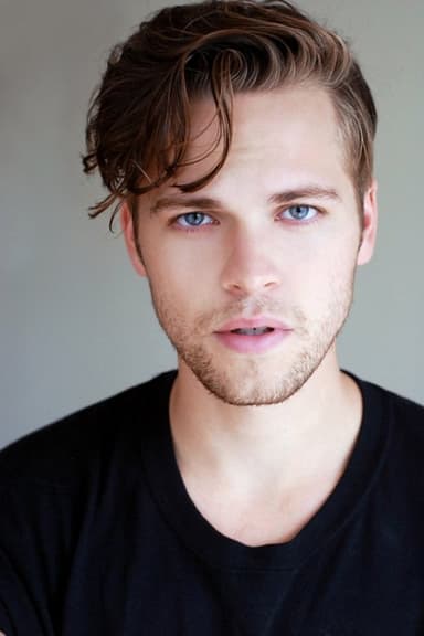 Alexander Calvert profile photo