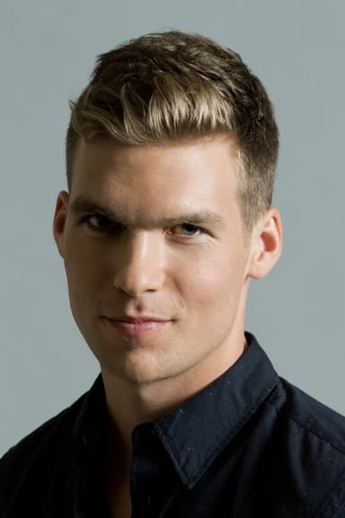 Pete Ploszek profile photo