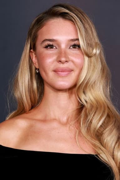 Isabel May profile photo