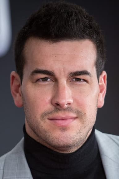 Mario Casas profile photo