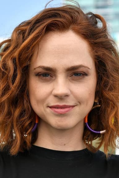 Fiona Dourif profile photo