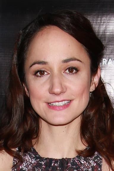 Lydia Leonard profile photo