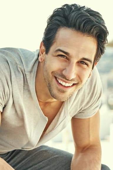 Deniz Akdeniz profile photo