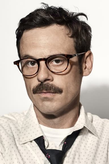 Scoot McNairy profile photo