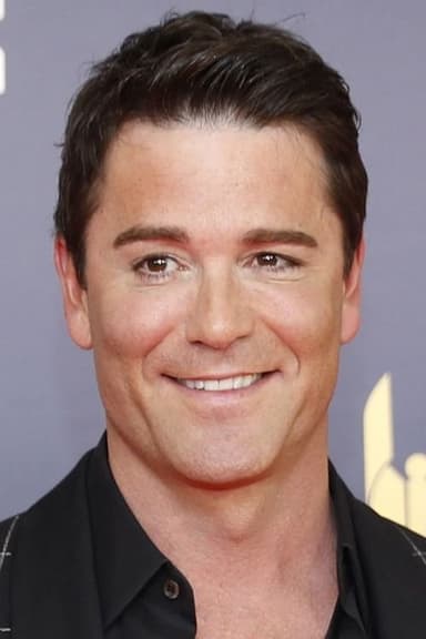 Yannick Bisson profile photo
