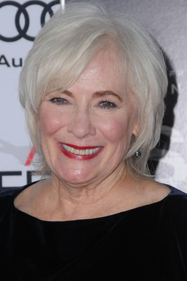 Betty Buckley profile photo
