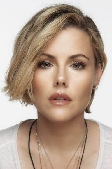 Kathleen Robertson profile photo
